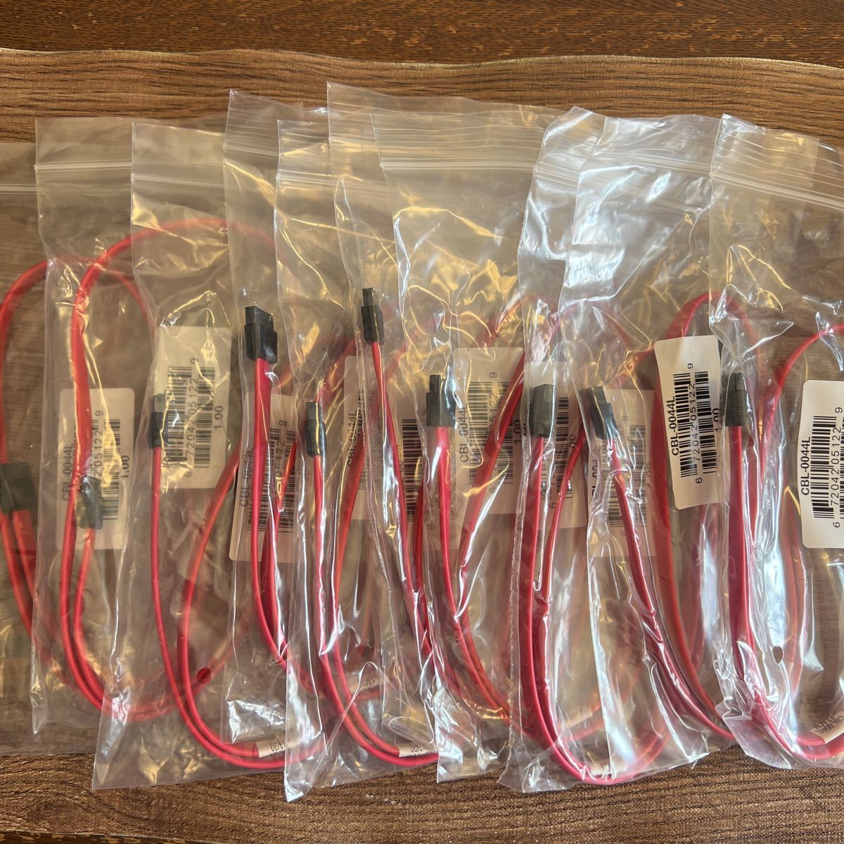 SATAケーブル supermicro純正 57.5cm CBL-0044L 10本セット_1