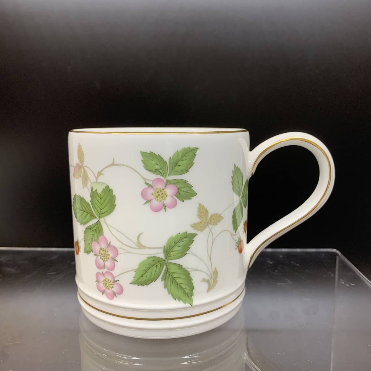 ☆廃盤 希少☆ ウエッジウッド プティ ワイルドストロベリー 大きい