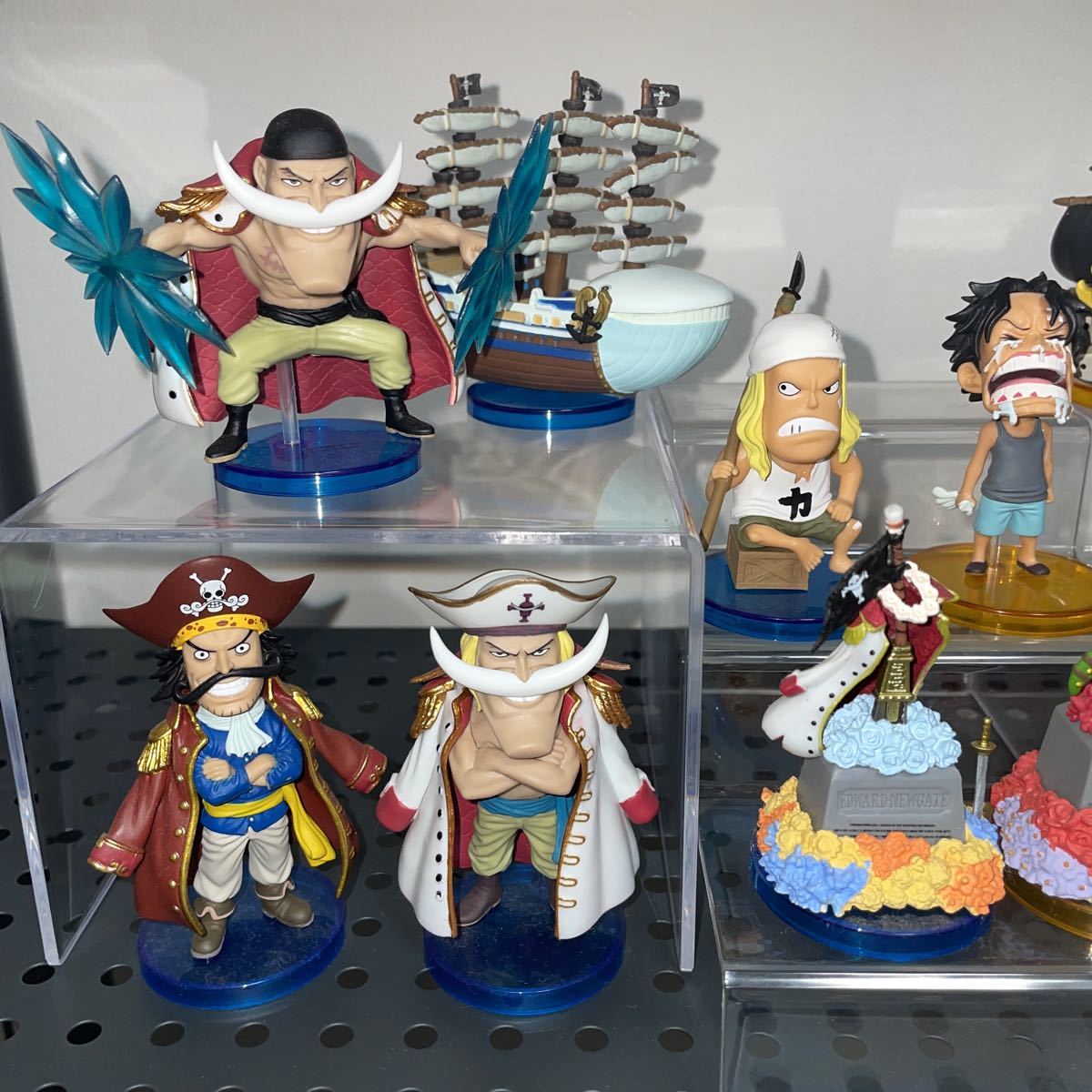 ワンピース コレクタブル フィギュア History Of Ace History Of Shirohige 全12種 その他 売買されたオークション情報 Yahooの商品情報をアーカイブ公開 オークファン Aucfan Com