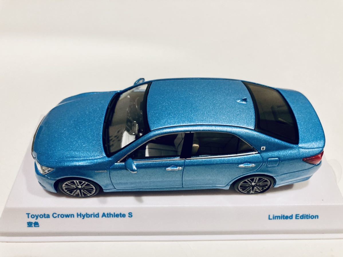 1/43 京商　トヨタ　クラウンハイブリッド　アスリートS　ミニカー　空色 1/43 京商 トヨタ クラウン ハイブリッド アスリートS 空色 トヨタ 1
