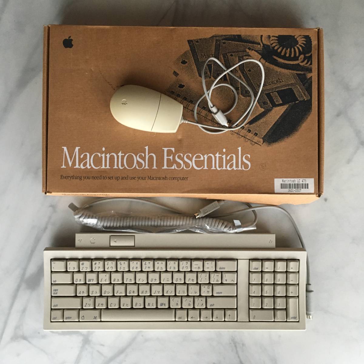 Apple Macintosh LC475 32MB増設 箱付 付属品有 ジャンク品 美品 超