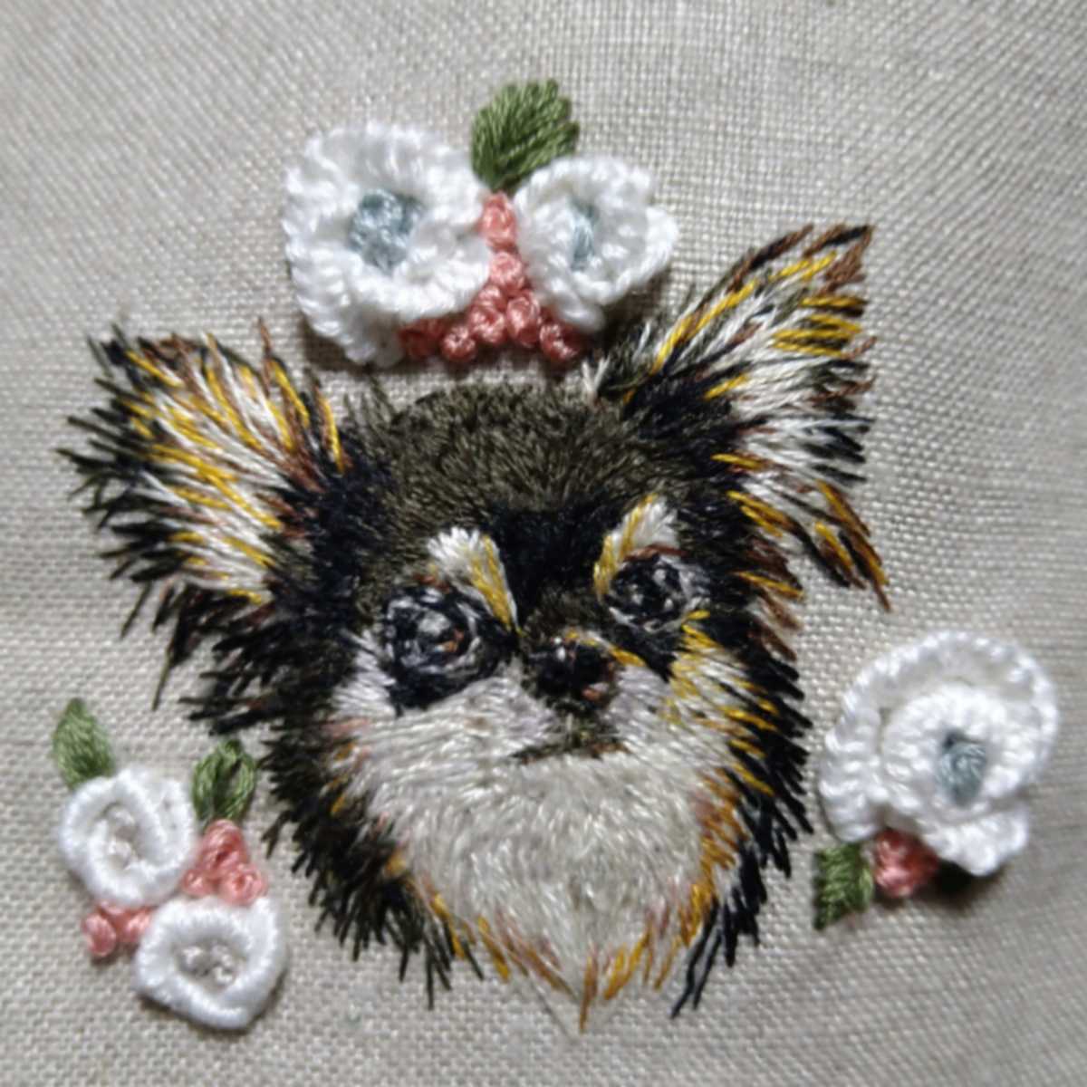 チワワと花 手刺繍 麻 犬 仔犬 立体インナーマスク マスクカバー ベルギーリネン クレンゼ 淡水パール チャーム アジャスター ハンドメイド その他 売買されたオークション情報 Yahooの商品情報をアーカイブ公開 オークファン Aucfan Com