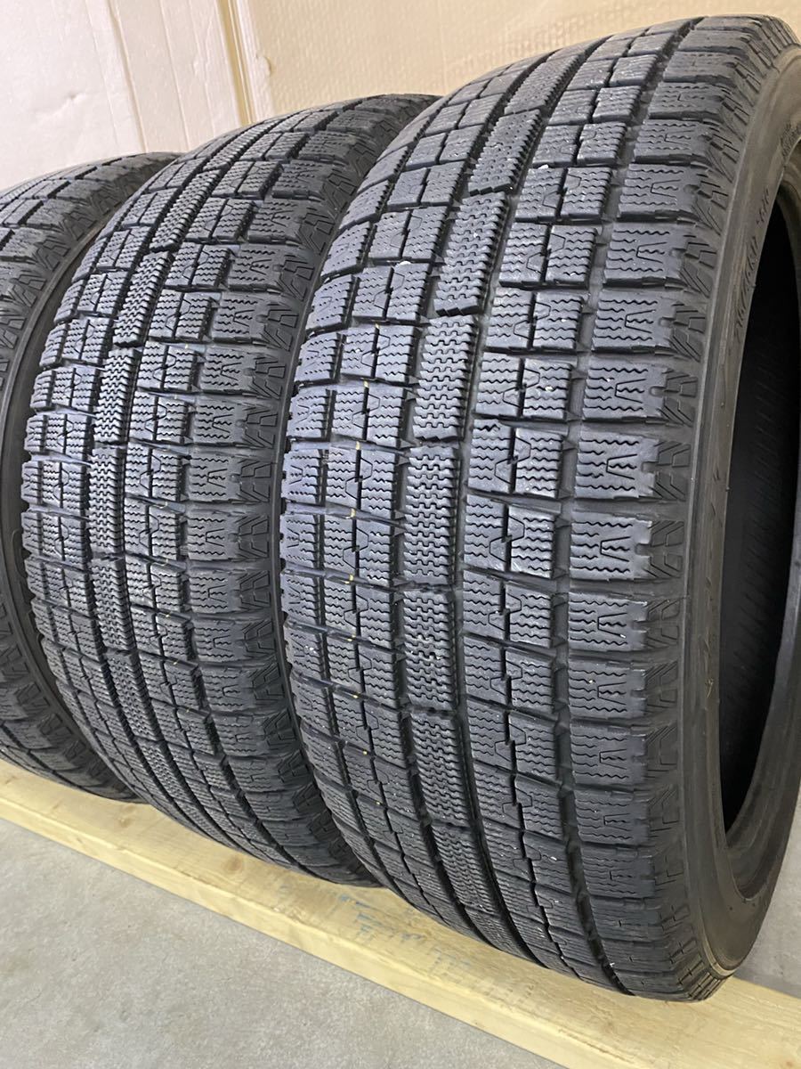 車のパーツ 215/45R17 TOYO GARIT G5