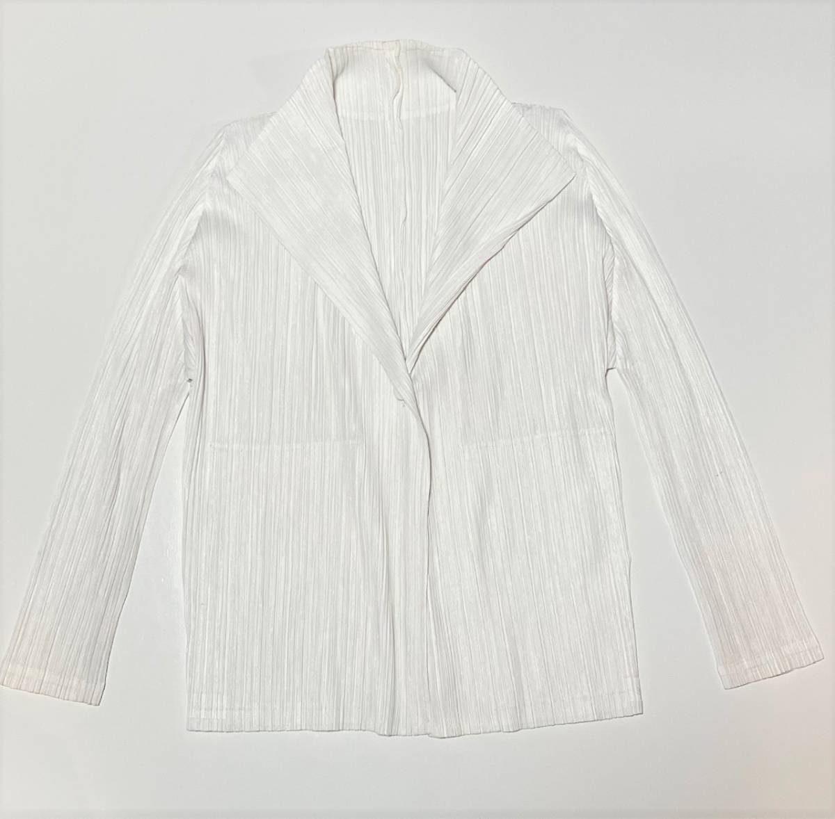 大得価，低価 ☆イッセイ ミヤケ PLEATS PLEASE プリーツプリーズ 