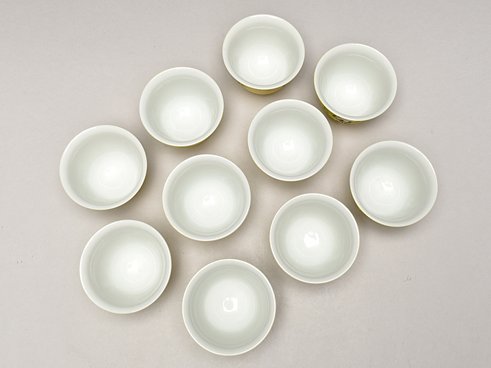 最新作，定番人気 【 赤沢 露石 作 黄交趾 霊芝文 煎茶碗 十