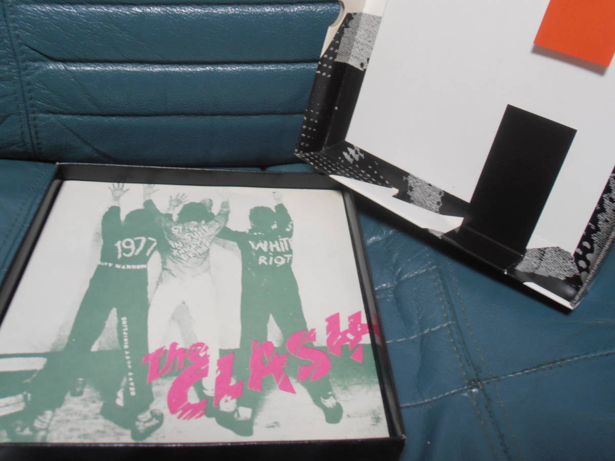 The Clash Singles 77-79 8枚組ボックス The Clash Singles 77-79 8枚