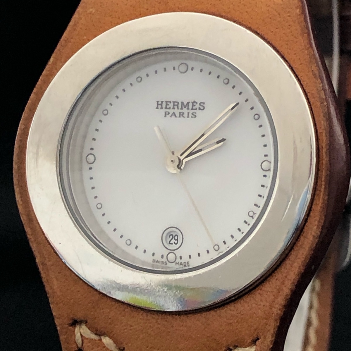 HERMES エルメス アーネ □D 白文字盤 デイト クォーツ 稼働品 時計 箱付き 腕時計 ブラウン系