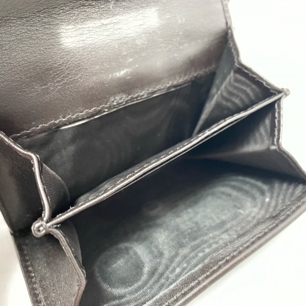 グッチ GUCCI Wホック財布 322326 スーキー，シマライン レザー ダークブラウン 財布 グッチ GUCCI レザー グッチの財布。時代を超えて輝く「グッチ ジャッキー 1961」の