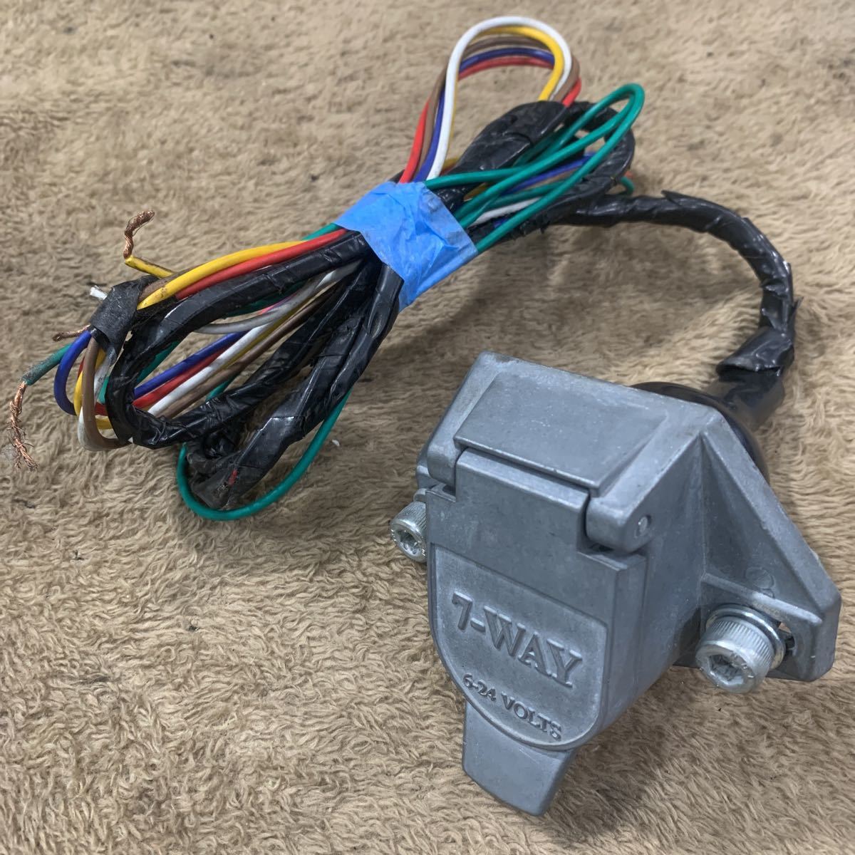 7 Way ヒッチメンバー 電装ソケット 6 24v コネクター ジェットスキー トレーラー テールランプ連動 配線 カプラー トレーラー 売買されたオークション情報 Yahooの商品情報をアーカイブ公開 オークファン Aucfan Com