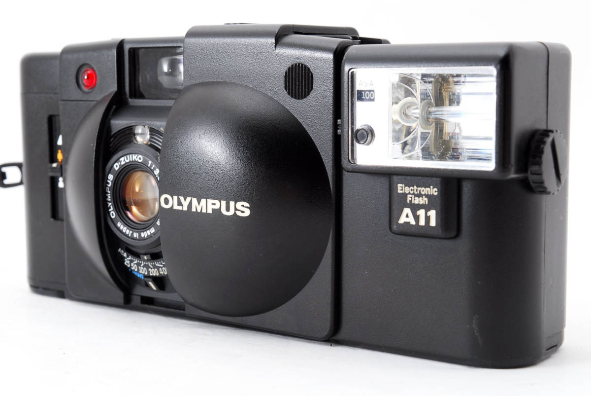 安い，正規品 □ 美品 □ オリンパス OLYMPUS XA2 + w/ A11 Flash【露出計