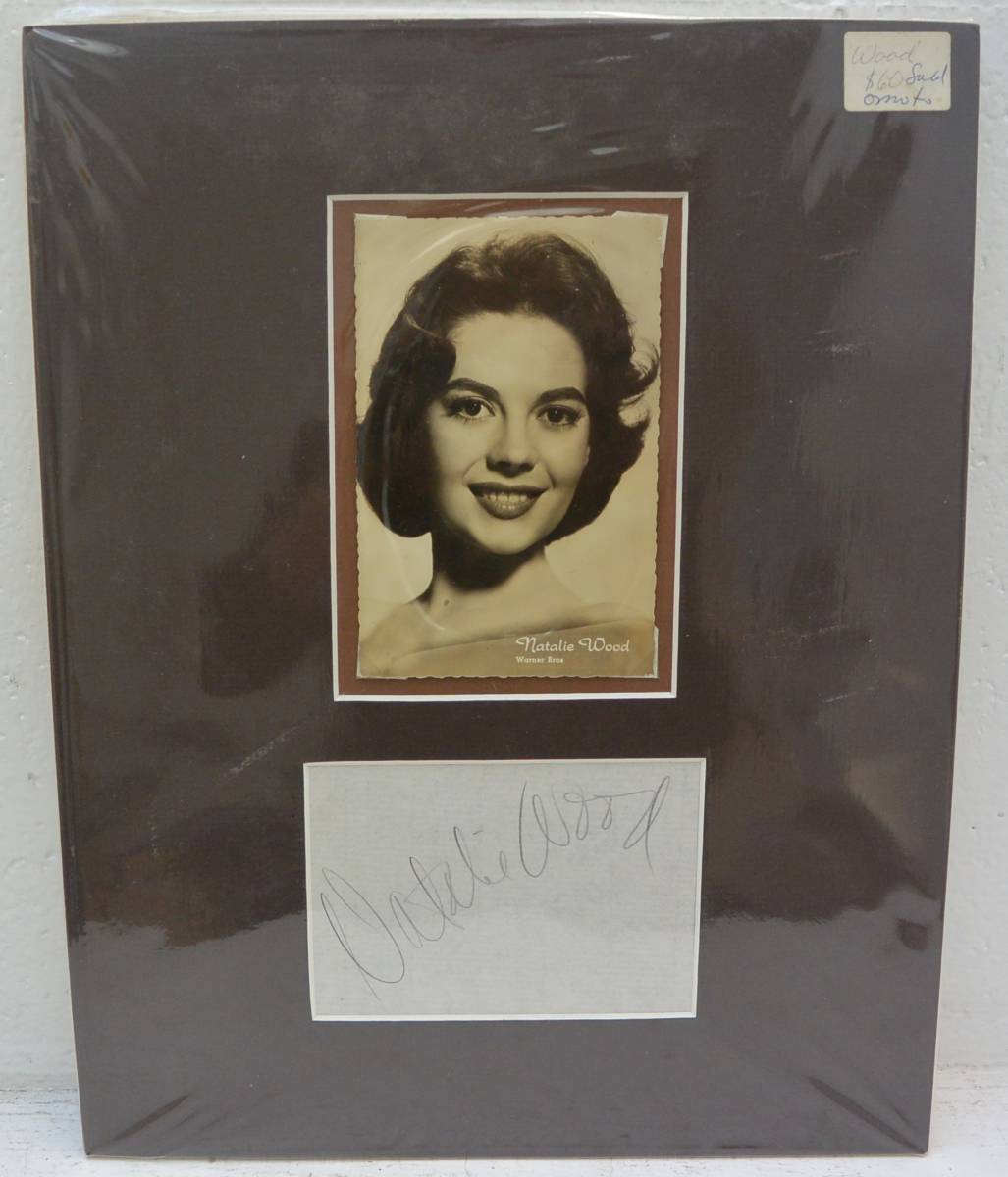 草原の輝き ウエストサイド物語など 有名なハリウッド女優 ナタリー ウッド 写真と直筆サイン サイン 売買されたオークション情報 Yahooの商品情報をアーカイブ公開 オークファン Aucfan Com
