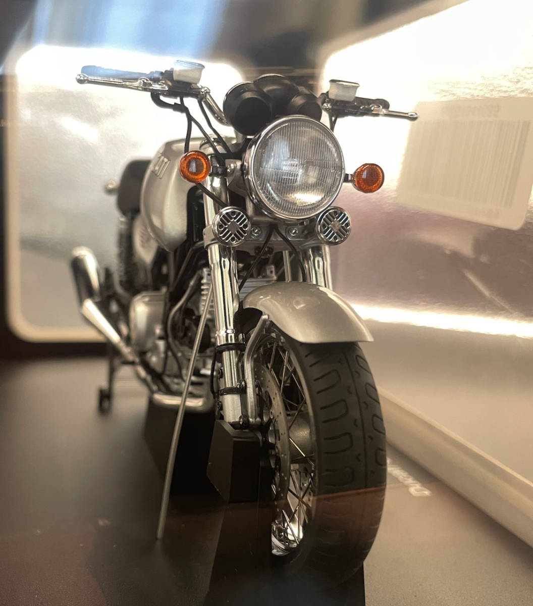 Ducati 0 1⁄12 GT1000 GT Sport Autoart 1:12 AUTOart | AutoArt - 1