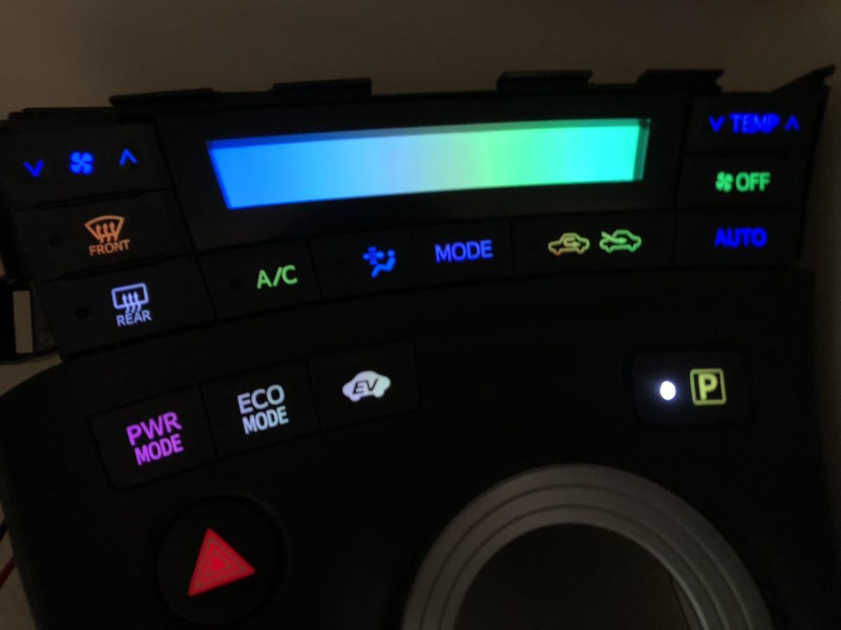 前期 エアコンパネル シフトパネル プリウス ZVW30 LED打ち替え 後期 30プリウス LED打ち エアコン 自動色変化仕様ZVW30 LED打ち替え済み 打ち替え 自動色変化仕様 LED エアコンスイッチパネルLED打ち変え交換品
