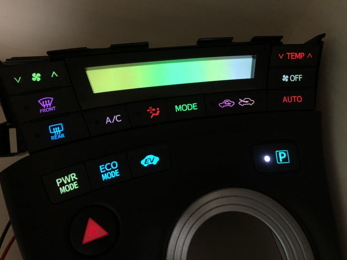 前期 エアコンパネル シフトパネル プリウス ZVW30 LED打ち替え 後期 30プリウス LED打ち エアコン 自動色変化仕様ZVW30 LED打ち替え済み 打ち替え 自動色変化仕様 LED エアコンスイッチパネルLED打ち変え交換品