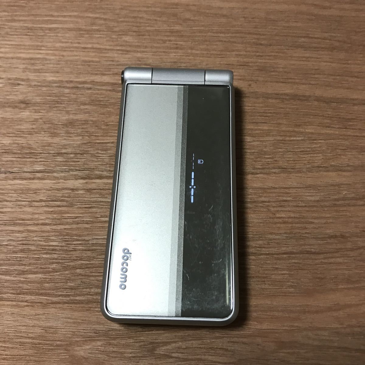 概ね美品 docomo P-01F ドコモ Panasonic ガラケー 携帯電話 e63j583tn