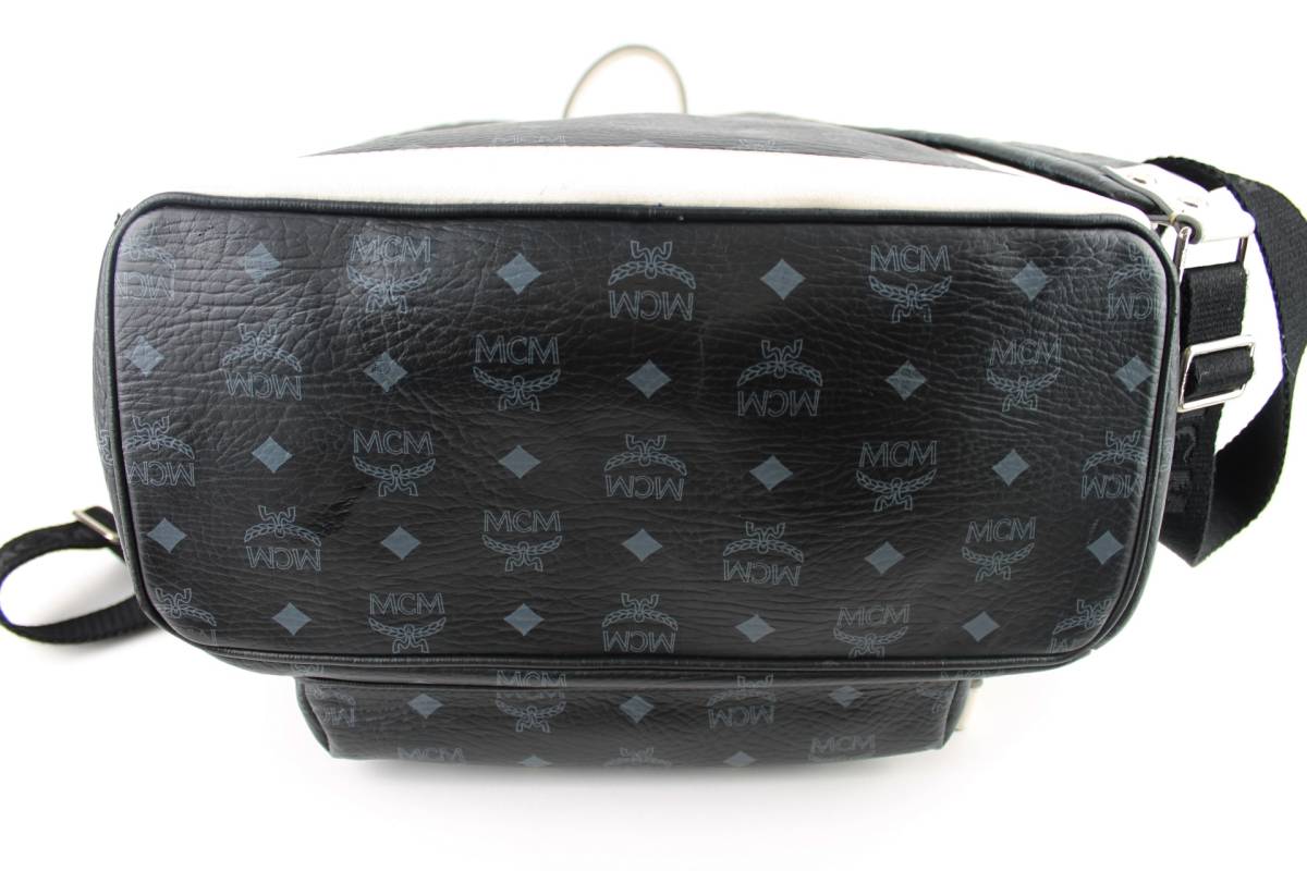 MCM エムシーエム ラブレス LOVELESS スタッズ リュックサック コラボ