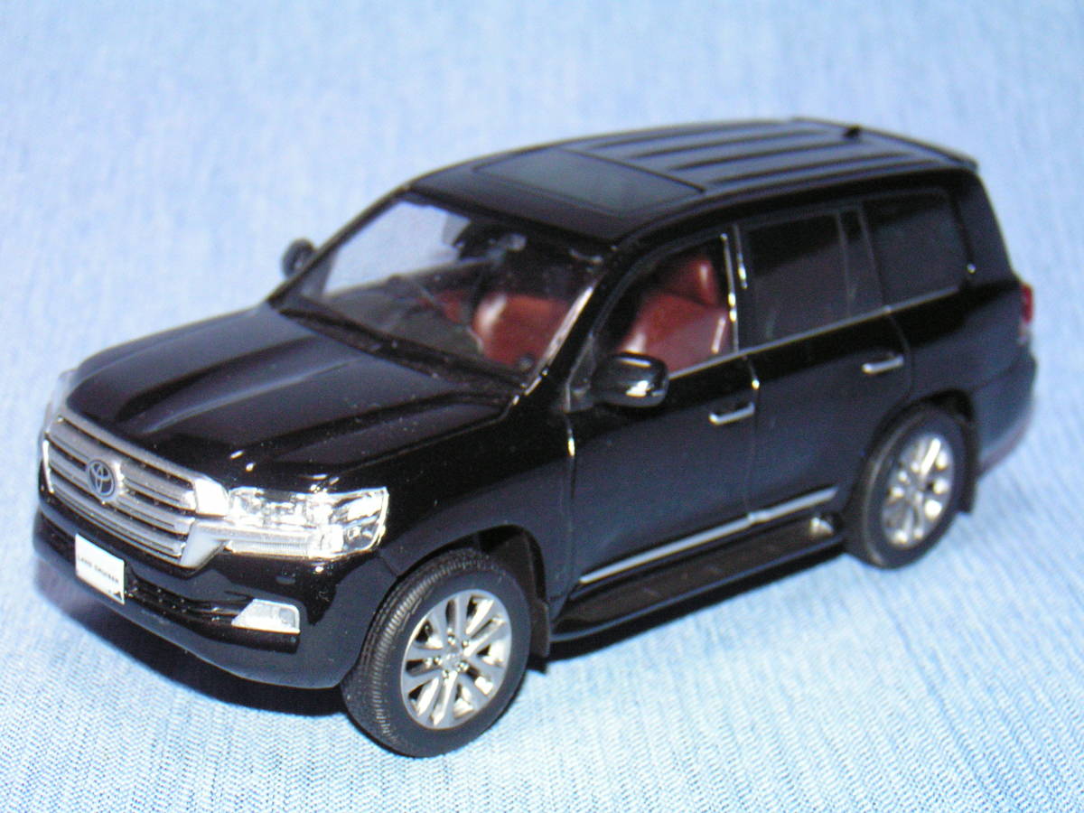 1/30 ランドクルーザー カラーサンプル 非売品ミニカー 黒 1⁄30 カラー
