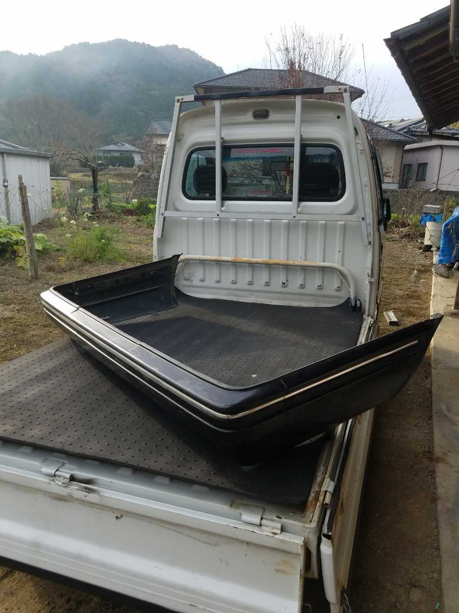大人気，人気SALE 旧車 日産 セドリック セダン Y31 リヤバンパー ステー付き ダークグレー 5ナンバー用 CEDRIC(リア)｜売買されたオークション情報、yahooの商品情報をアーカイブ公開 - オークファン 日産用