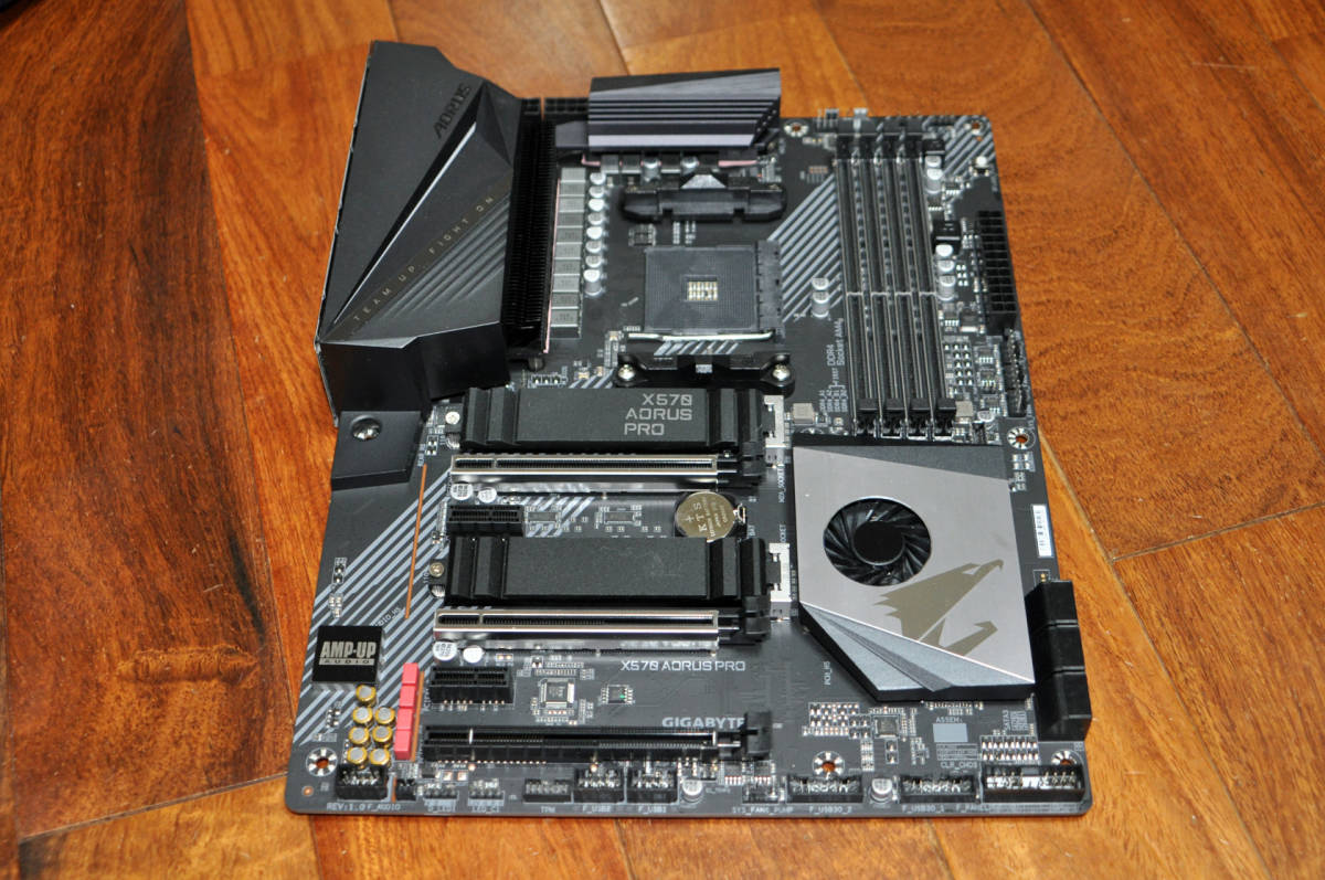 GIGABYTE X570 AORUS PRO REV:1.0 Socket AM4 ATXマザーボード 動作品 