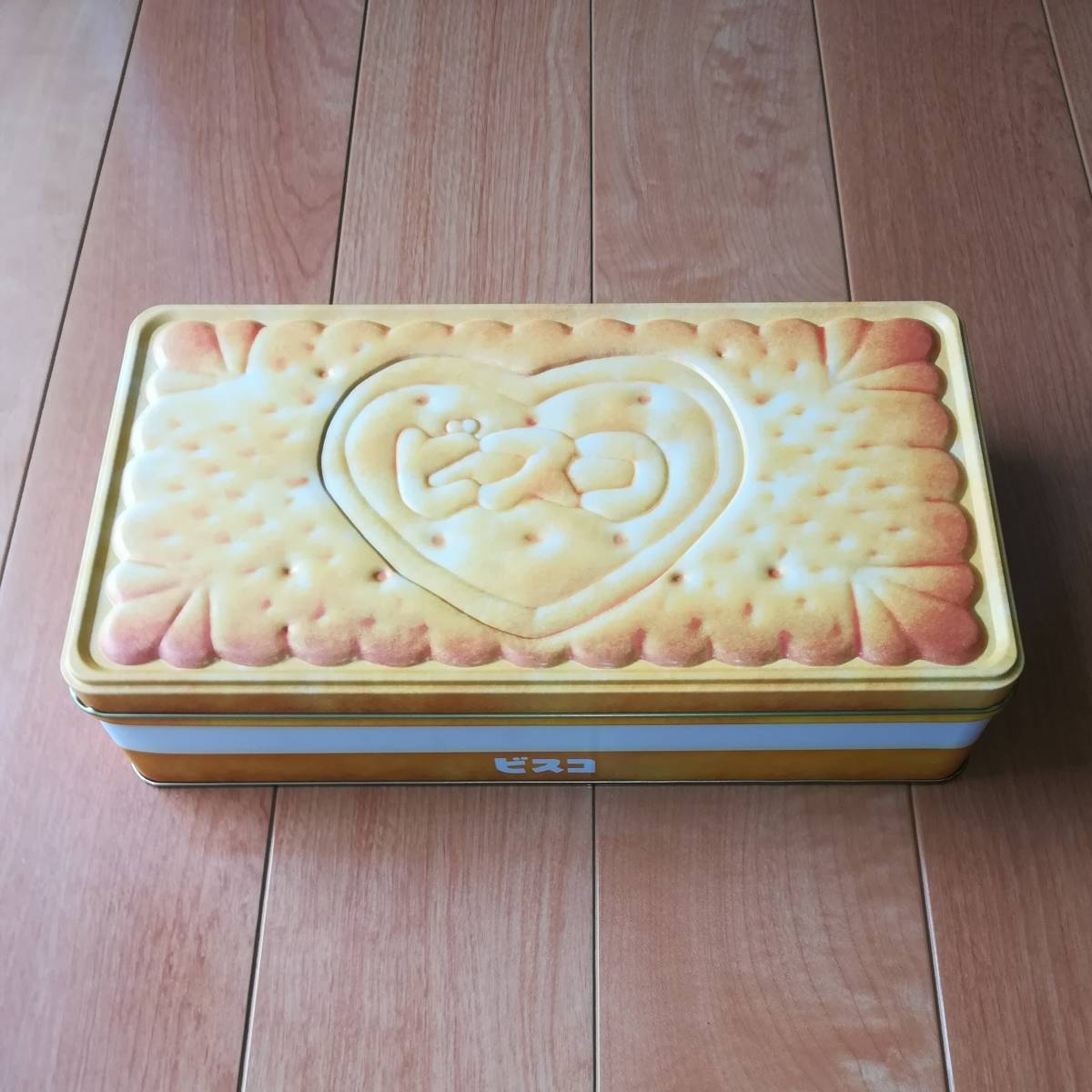 ビスコ ビスコ缶 中身なし クッキー缶 お菓子の缶 かわいい 食品のパッケージ 売買されたオークション情報 Yahooの商品情報をアーカイブ公開 オークファン Aucfan Com