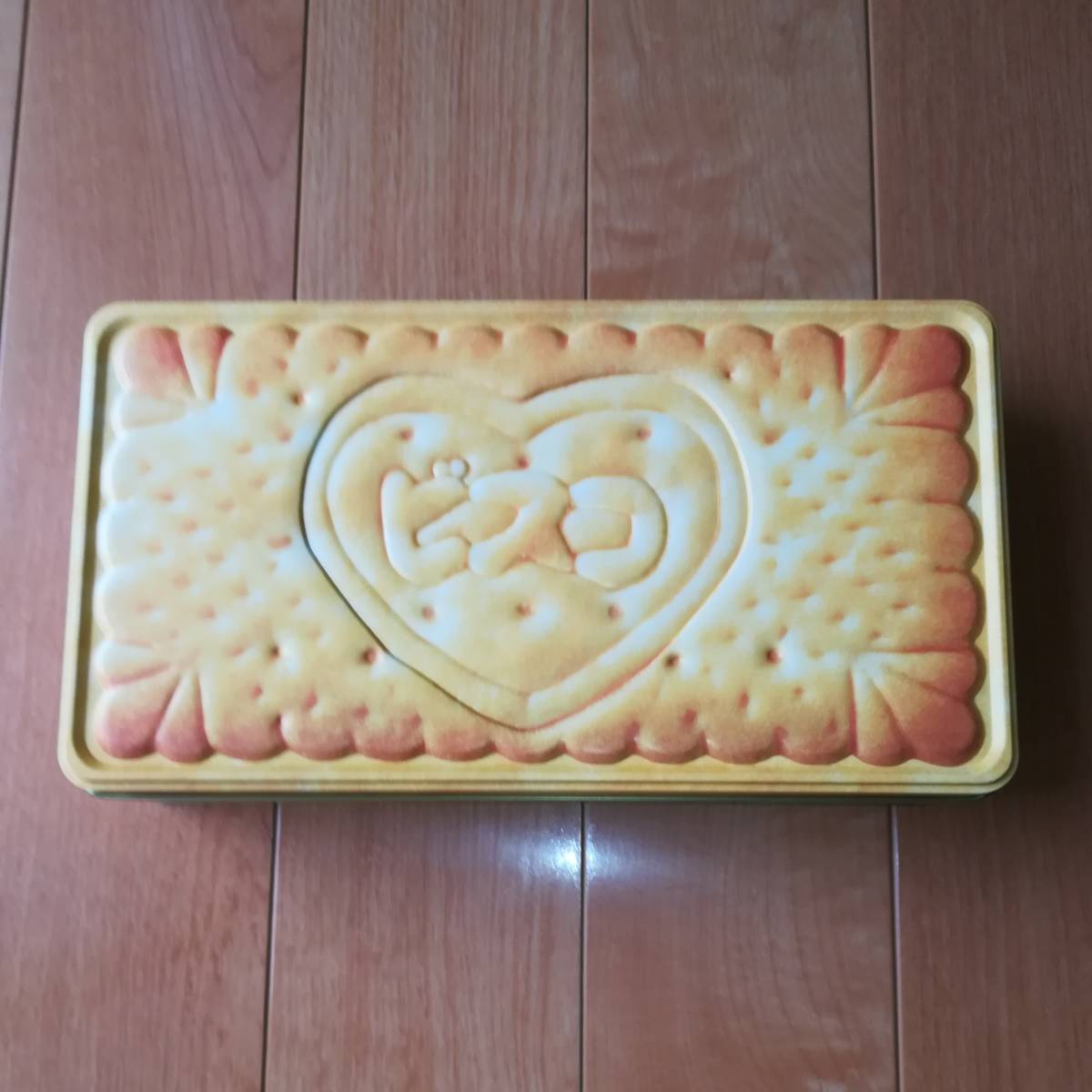 ビスコ ビスコ缶 中身なし クッキー缶 お菓子の缶 かわいい 食品のパッケージ 売買されたオークション情報 Yahooの商品情報をアーカイブ公開 オークファン Aucfan Com