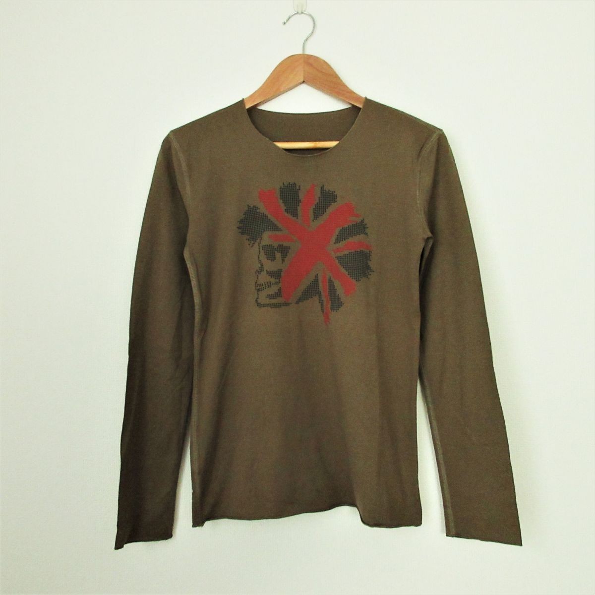 人気定番，人気 lucien pellat-finet ルシアンペラフィネ ドクロ スカル プリント 長袖 Tシャツ カットソー S カーキ(その他)｜売買されたオークション情報、yahooの商品情報をアーカイブ公開 - オークファン その他