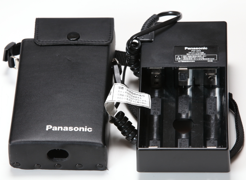 美品 Panasonic パナソニック オートストロボ PE－60SG AC電源 PW-305付 使用感少なめ！ パナソニック オートストロボ Panasonic &frasl; 3830美品☆動作確認OK☆Panasonic ストア