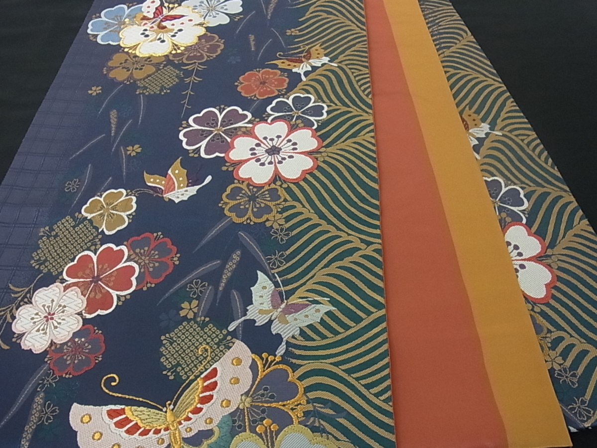 着物屋こころ□西陣 とみや織物謹製 全通柄袋帯 優都里 桜舞蝶文 金糸