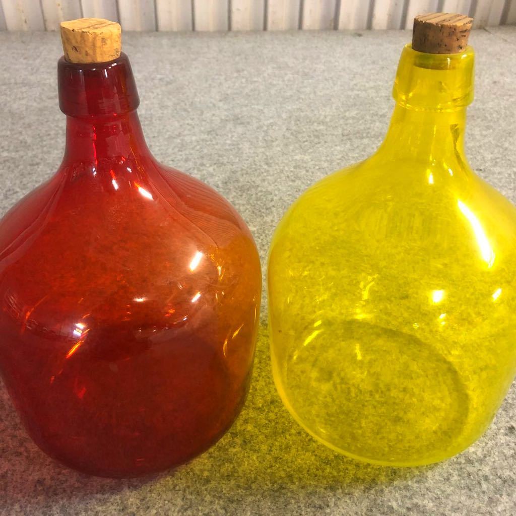 セール，高品質 昭和レトロ ガラス瓶 赤 レッド 瓶 保存瓶 イエロー コルク キャップ 格安 スタート sv1(ガラス製)｜売買されたオークション情報、yahooの商品情報をアーカイブ公開 - オークファン ガラス製