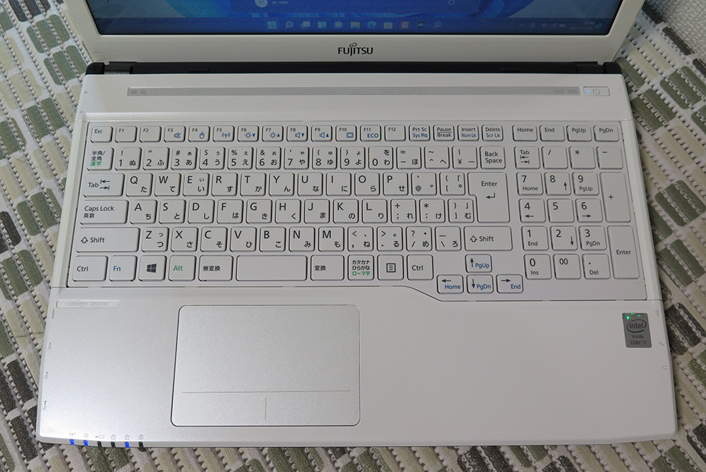 高速Core i7(最大3.2GHz)x4☆爆速新品SSD500GB】AH53/R 富士通 最新