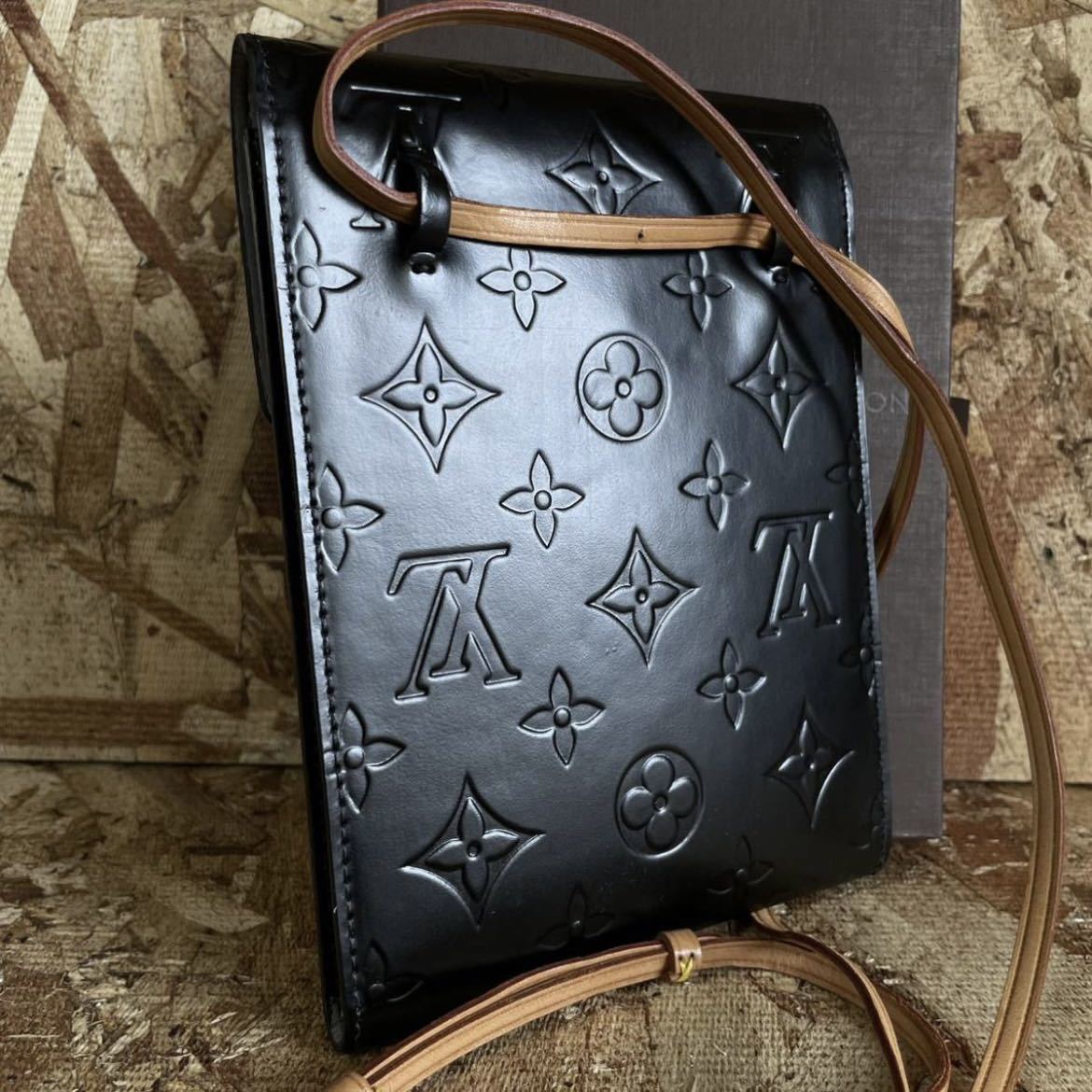 ルイヴィトン ヒューストン マットブラック ショルダー トート