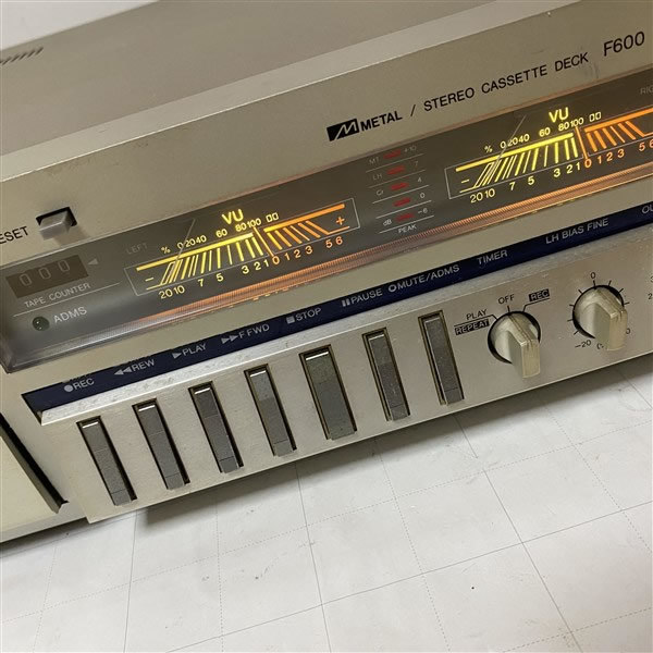 AIWAアイワ 3ヘッド・カセットデッキ AD-F600 昭和レトロ80年代 AIWA