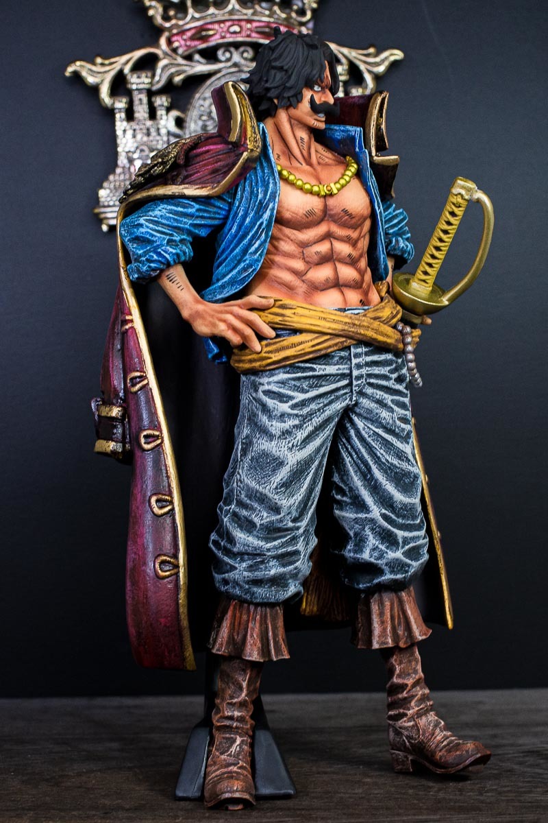 ワンピース ロジャー フィギュア リペイント KING OF ARTIST THE GOL.D