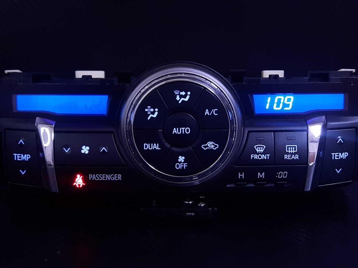 マークX GRX130 前期型 プラズマクラスター エアコンスイッチ