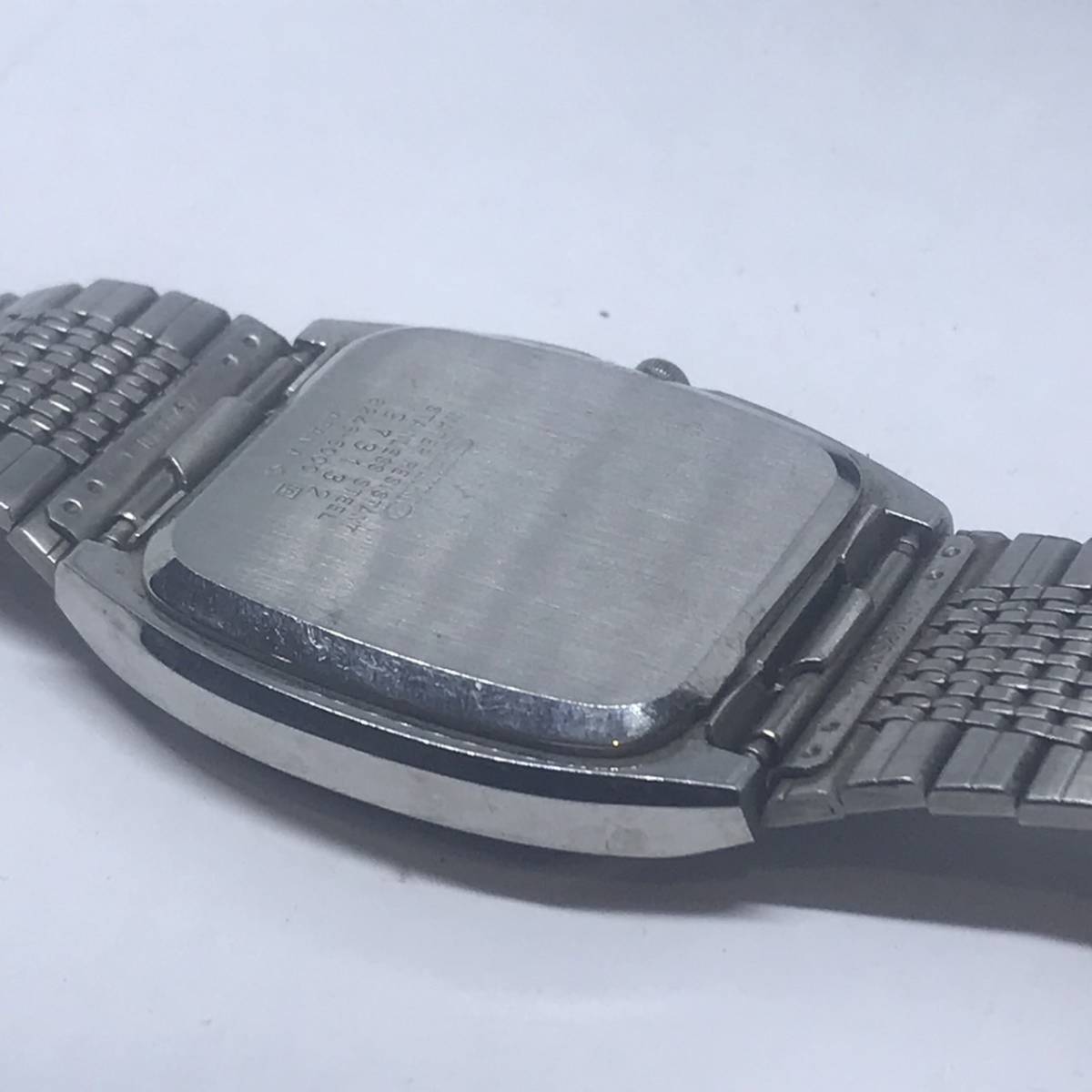 5843 SEIKO セイコー LORD QUARTZ 8243-5000 スクエア デイデイト