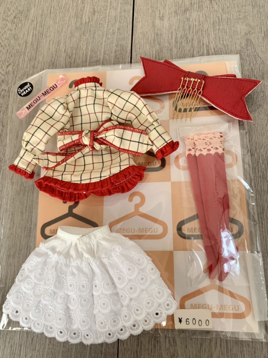 ブライス アウトフィット ネオブライス リカちゃん 服 作家 ディーラー リボン 靴下 ブラウス 洋服 服 靴 売買されたオークション情報 Yahooの商品情報をアーカイブ公開 オークファン Aucfan Com