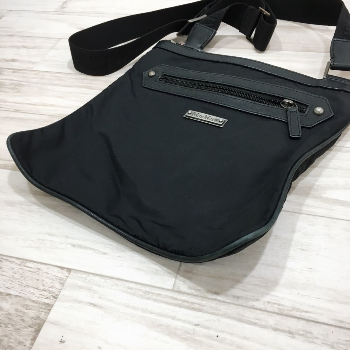 Max Mara マックスマーラ ナイロン ショルダーバッグ[W2110] マックス 