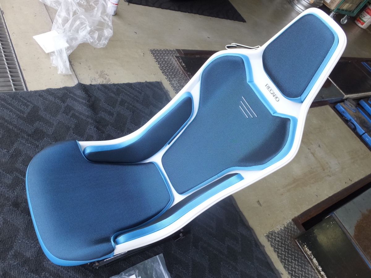 RCS | レカロ RECARO ホワイトシェル Online ブルー Sound 純正シート 