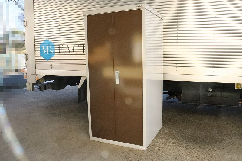 イナバ物置 アイビーストッカーBS095E型 W900×D55×H1880 【取りに来