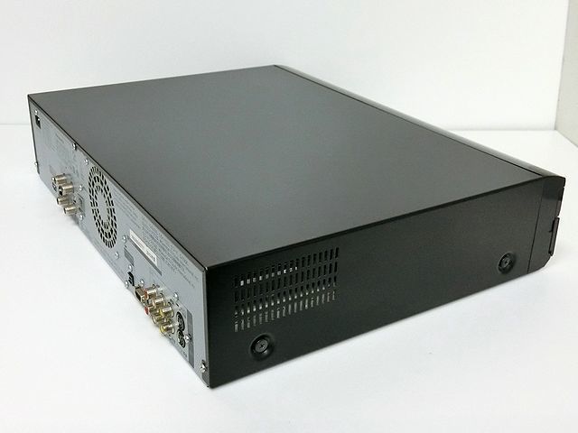 HDD1TB交換済☆Panasonic☆VHS搭載ブルーレイディーガDMR-BR670V 完動品☆