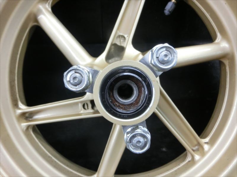 B10 1210 ホンダ エイプ100 タイプd フロントホイール ディスク化にも Hc13 100 最終モデル 動画有 リア 売買されたオークション情報 Yahooの商品情報をアーカイブ公開 オークファン Aucfan Com