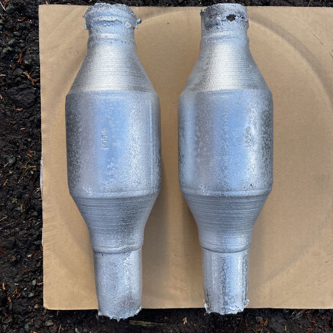 マークX触媒2個セット 触媒 マークx トヨタ用
