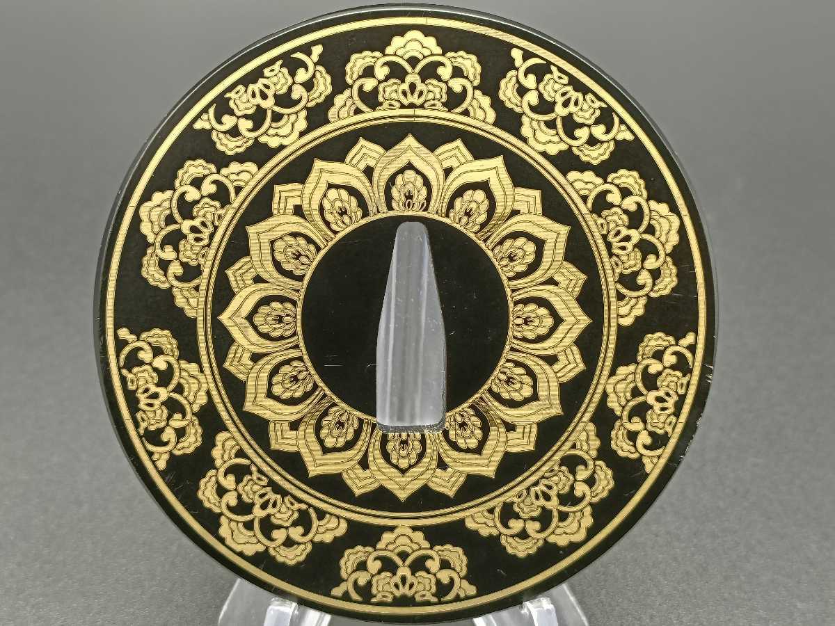 鍔 日本刀装具 合金製 金工 細工 つば 刀鍔 居合 唐草図 黒色 新物刀装具 | 鍔（Tsuba）の商品一覧 日本刀・刀剣総合専門店『儀平屋』 獅子唐草図 鍔の種類（時代・地域・意匠）／ホームメイト