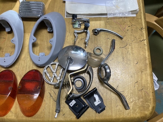 空冷VW、ビートルなで部品イロイロセット中古品。 空冷 VW 部品色々 当時モノ 希少 売り切り
