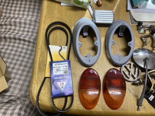 空冷VW、ビートルなで部品イロイロセット中古品。 空冷 VW 部品色々 当時モノ 希少 売り切り
