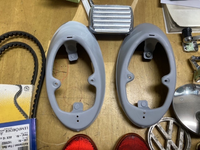 空冷VW、ビートルなで部品イロイロセット中古品。 空冷 VW 部品色々 当時モノ 希少 売り切り