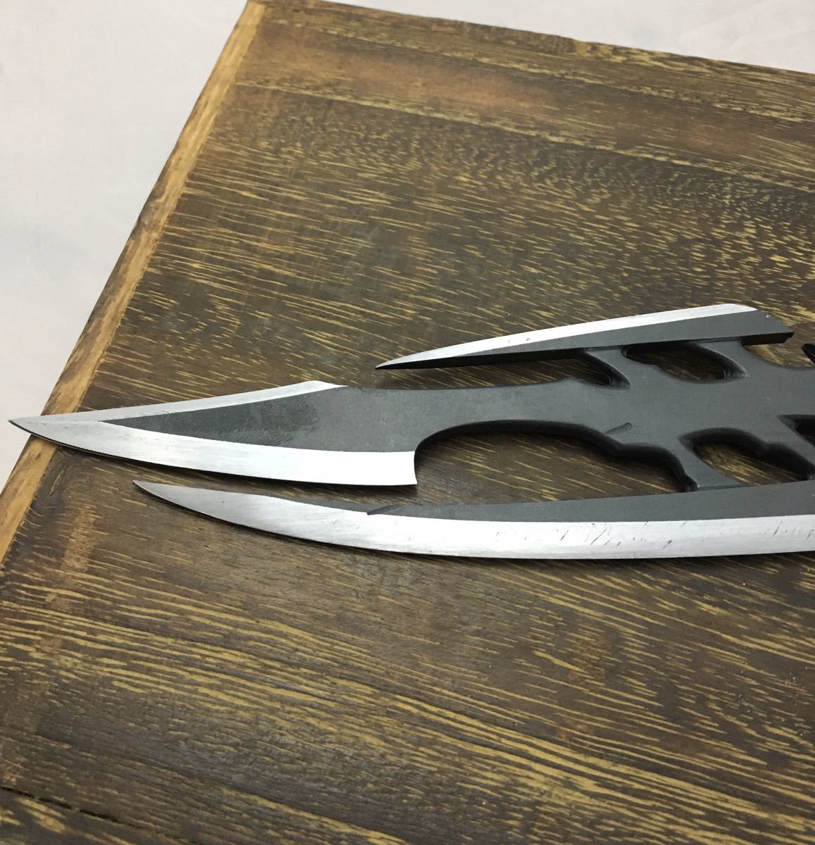 ベンズナイフ っぽいナイフ ハンターハンター(金属加工、彫金)｜売買