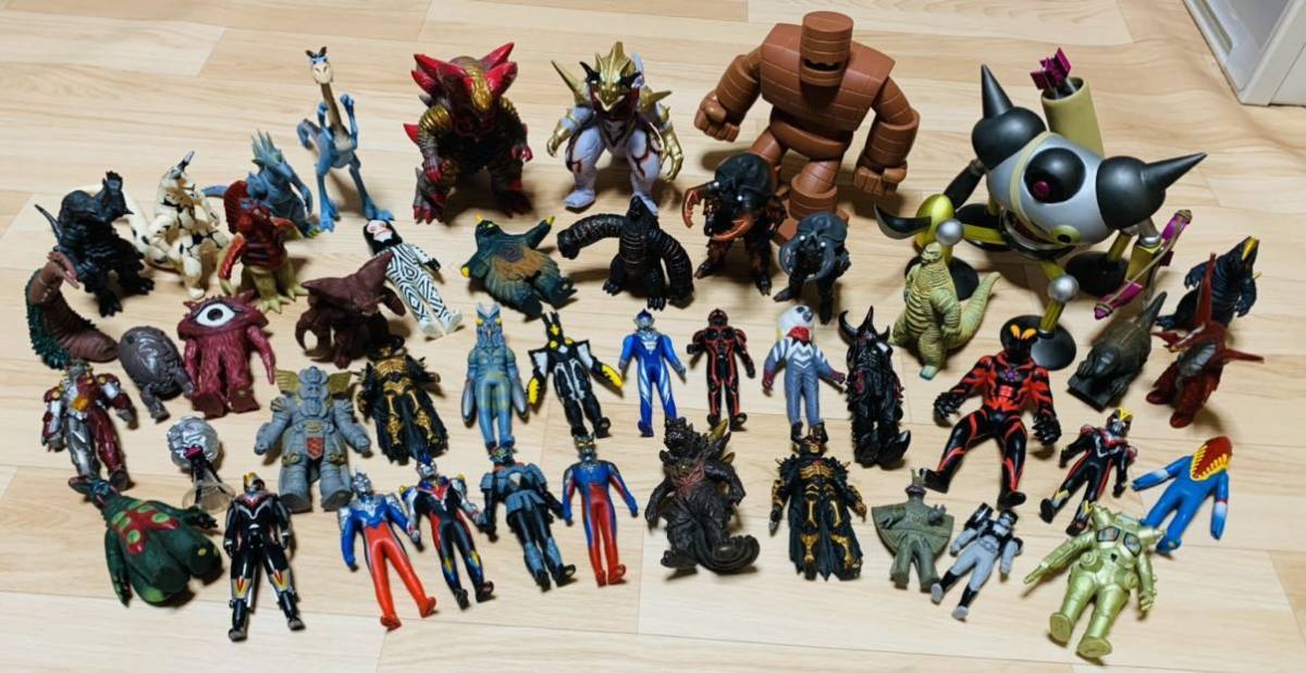 ウルトラマン 怪獣 ソフビ フィギュア まとめ売り 大量セット 一部