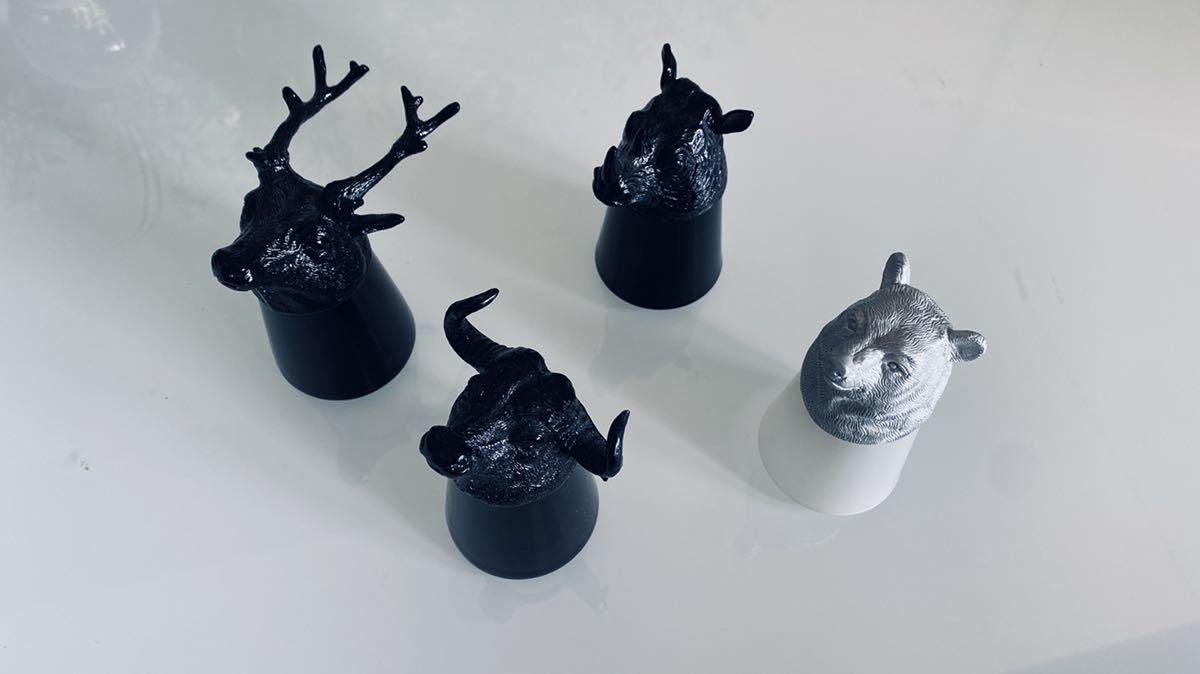 値下げ!】動物アニマルショットグラス白黒セット 値下げ!】動物アニマルショットグラス白黒セット