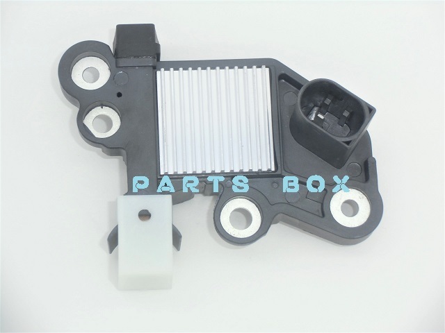 080-103 ベンツ W205 W212 W213 W218 ボッシュ オルタネーター ダイナモ IC レギュレター 社外 新品 A0009060922 0125711099 0125711100